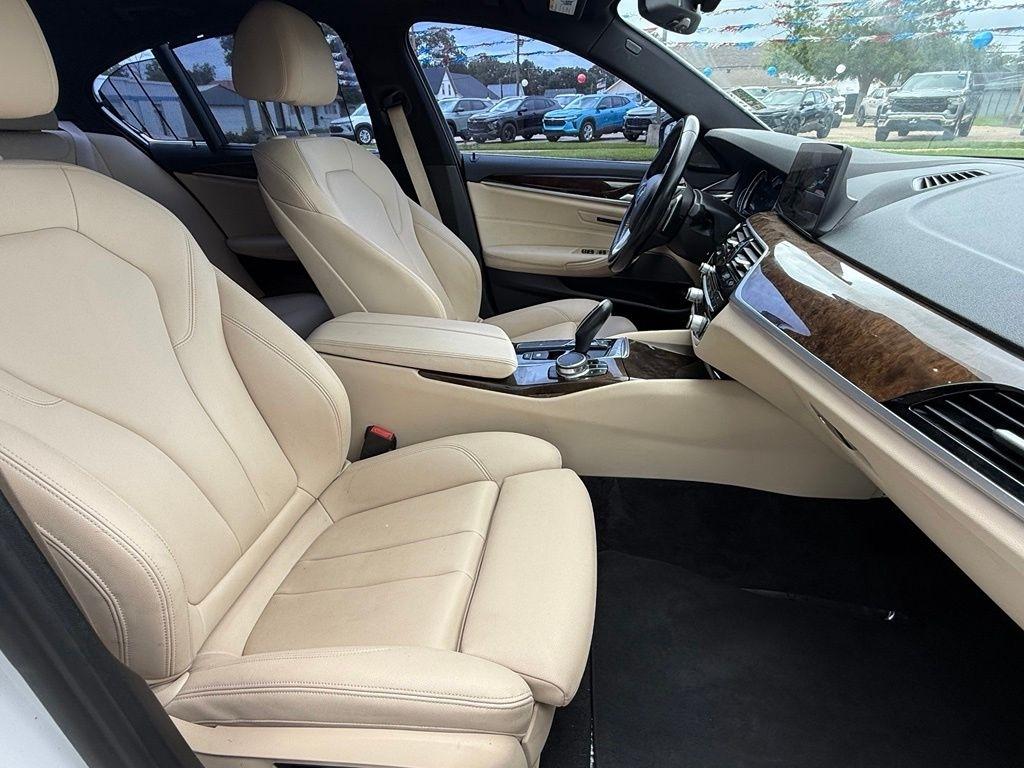 BMW 5-Series 530i 2017