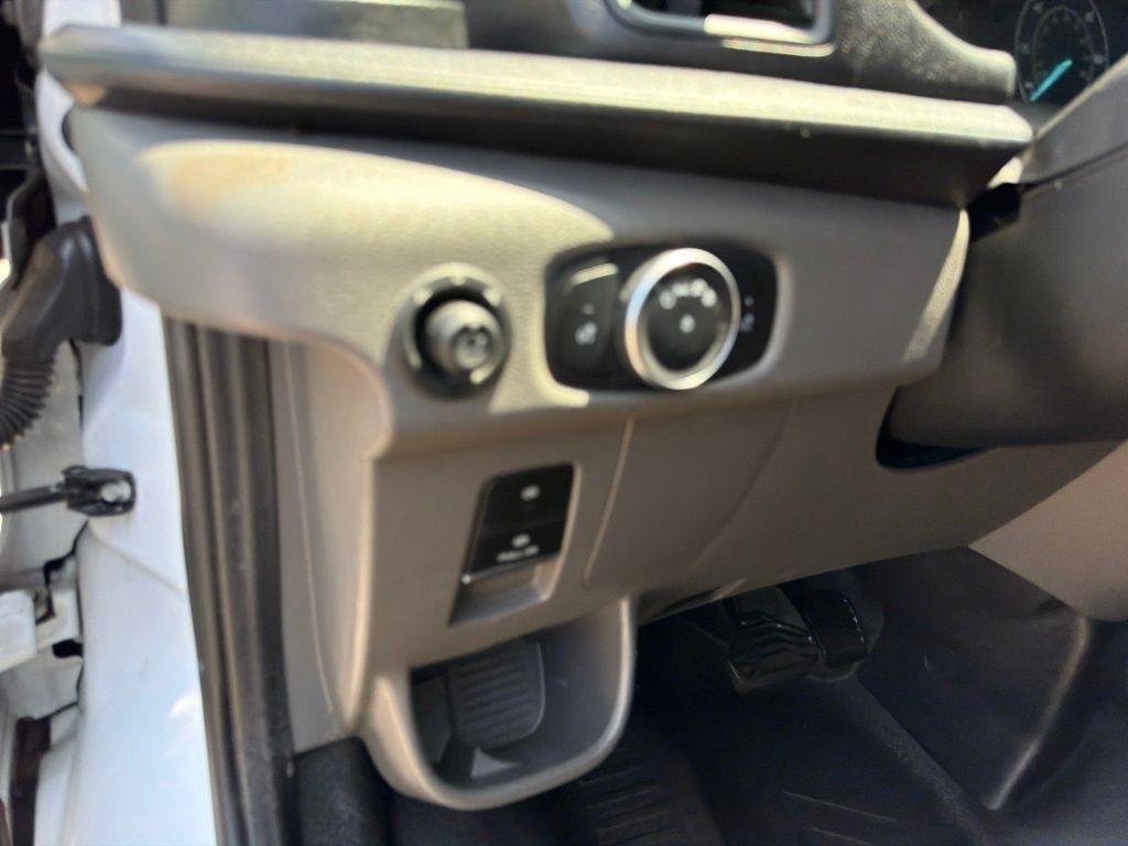 Ford Transit 250 Van 2023