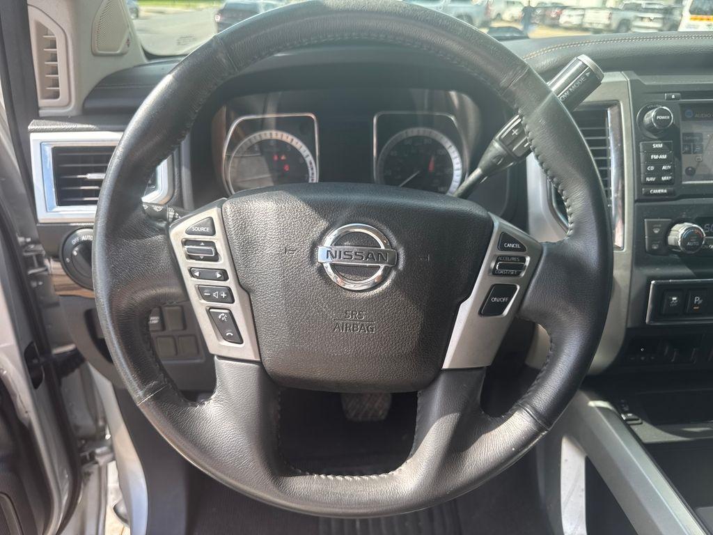 Nissan Titan SL Crew Cab 2WD 2017