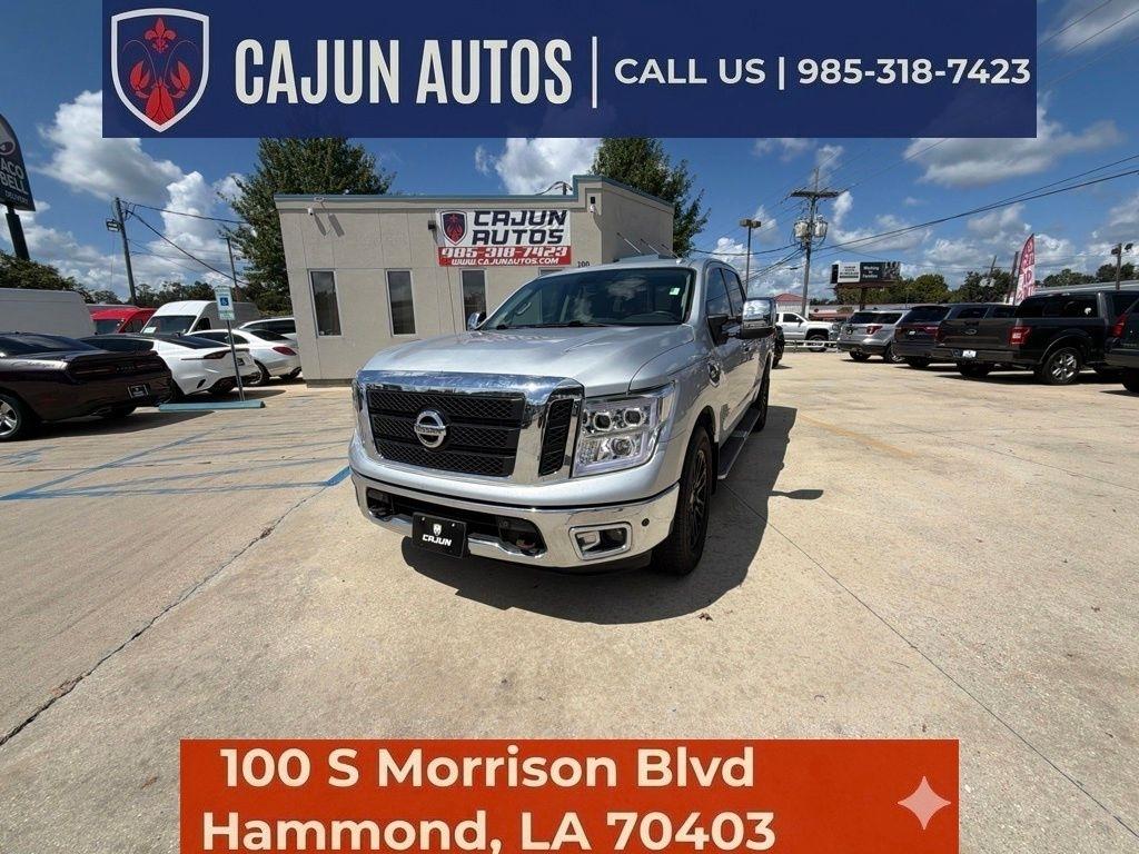 Nissan Titan SL Crew Cab 2WD 2017