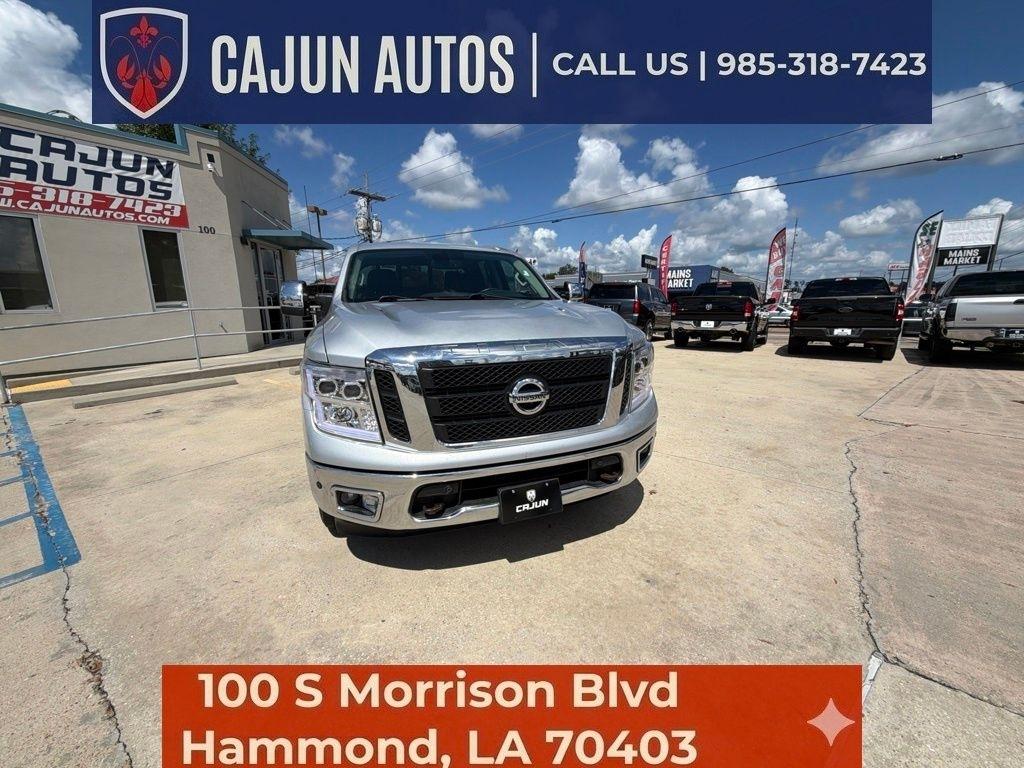Nissan Titan SL Crew Cab 2WD 2017