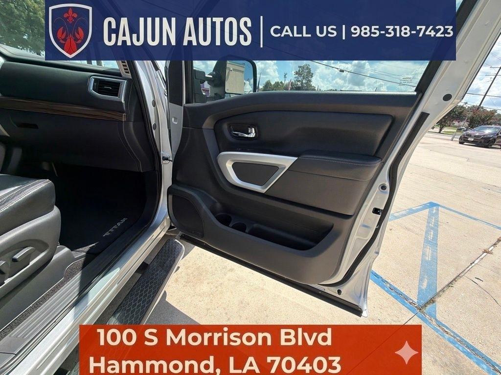 Nissan Titan SL Crew Cab 2WD 2017