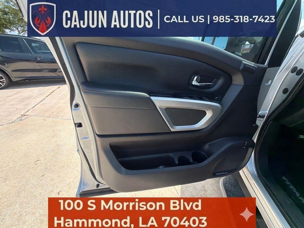 Nissan Titan SL Crew Cab 2WD 2017