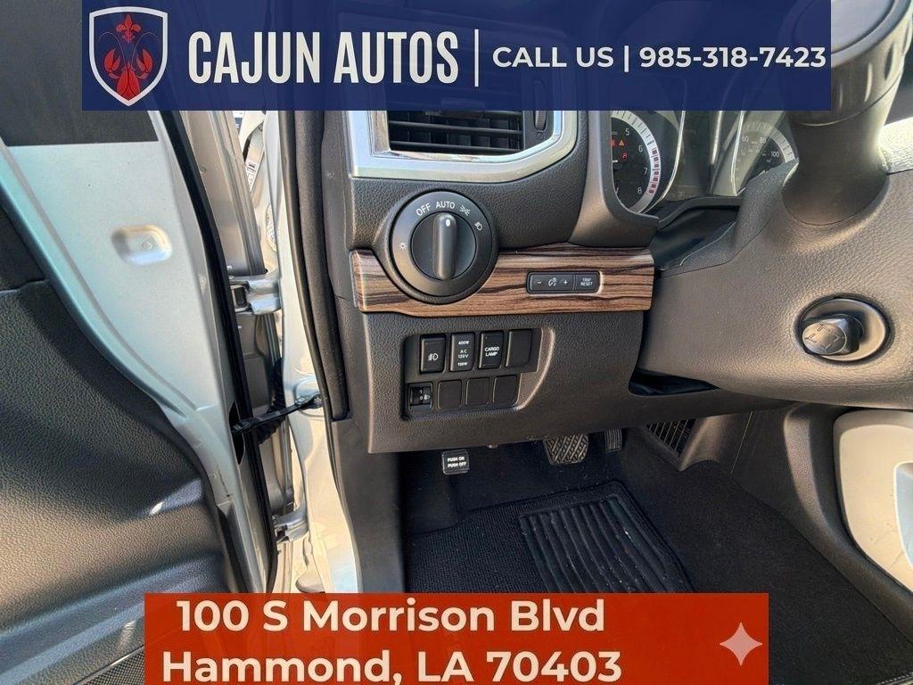 Nissan Titan SL Crew Cab 2WD 2017