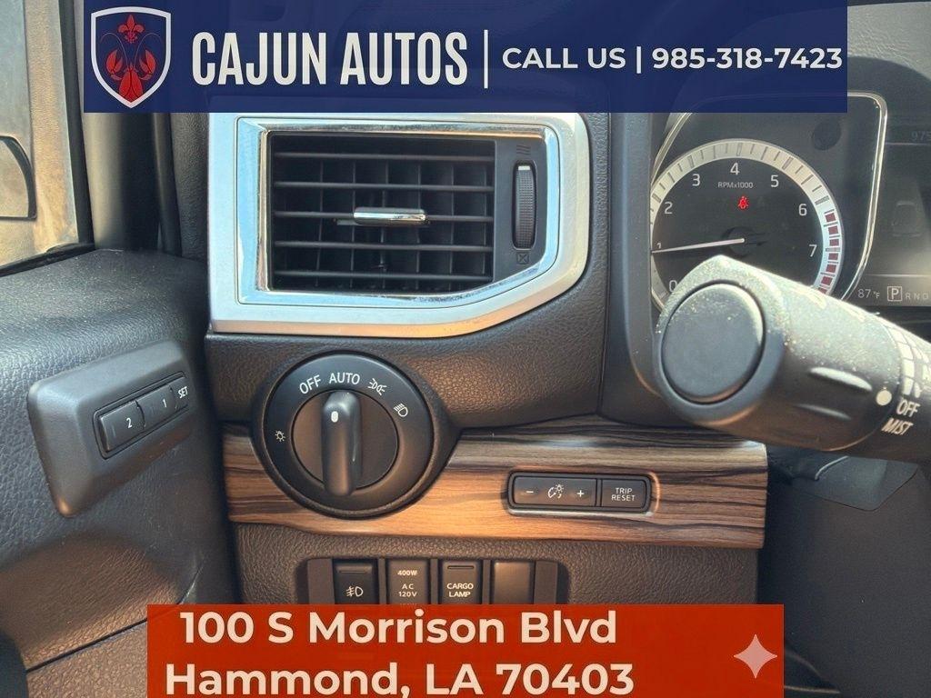 Nissan Titan SL Crew Cab 2WD 2017