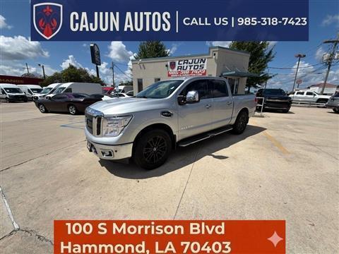 2017 Nissan Titan SL Crew Cab 2WD