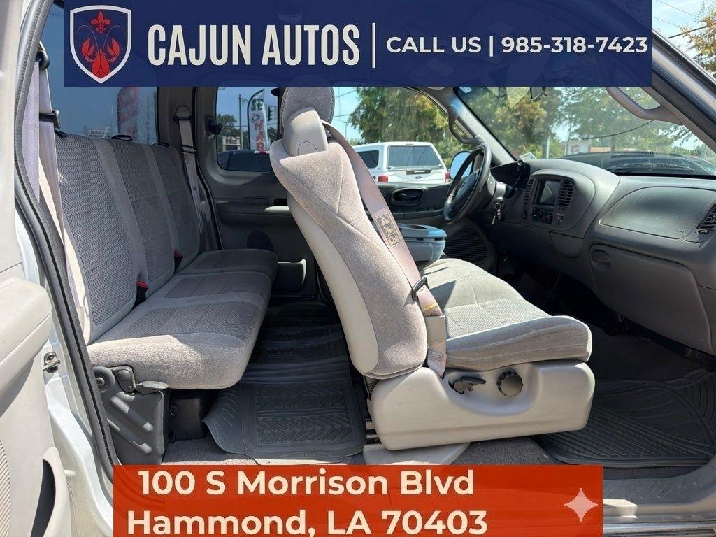 Ford F-150 XLT SuperCab Long Bed 4WD 2002
