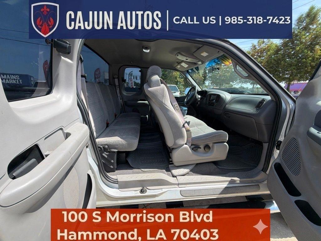 Ford F-150 XLT SuperCab Long Bed 4WD 2002