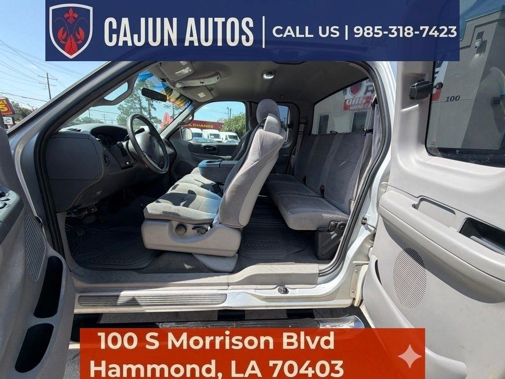 Ford F-150 XLT SuperCab Long Bed 4WD 2002