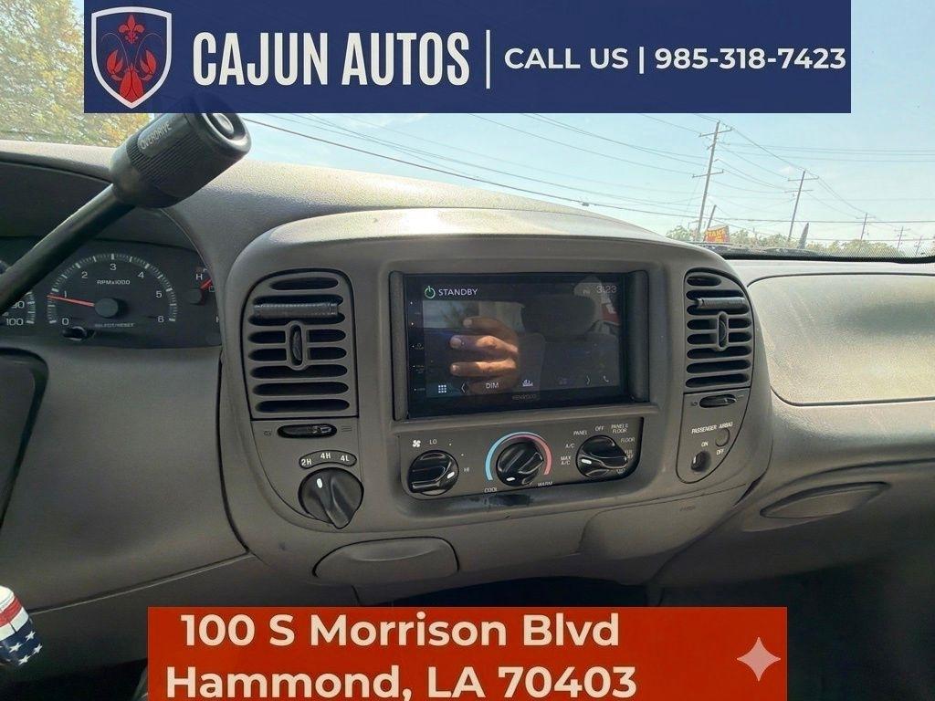 Ford F-150 XLT SuperCab Long Bed 4WD 2002