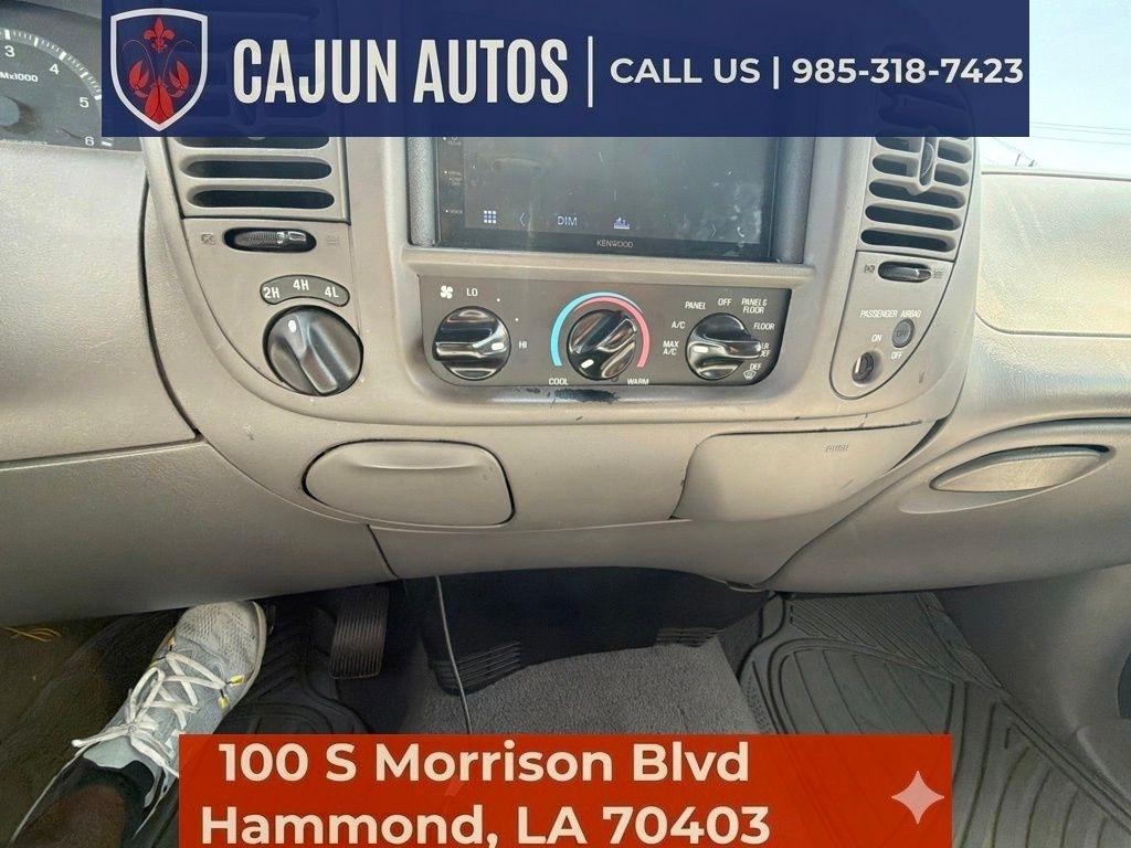 Ford F-150 XLT SuperCab Long Bed 4WD 2002
