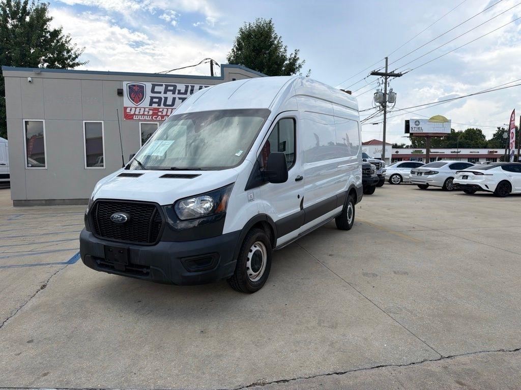 Ford Transit 250 Van Low Roof w/Sliding Pass. 130-in. WB 2021