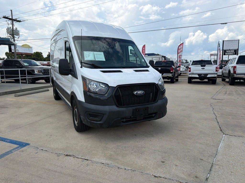 Ford Transit 250 Van Low Roof w/Sliding Pass. 130-in. WB 2021