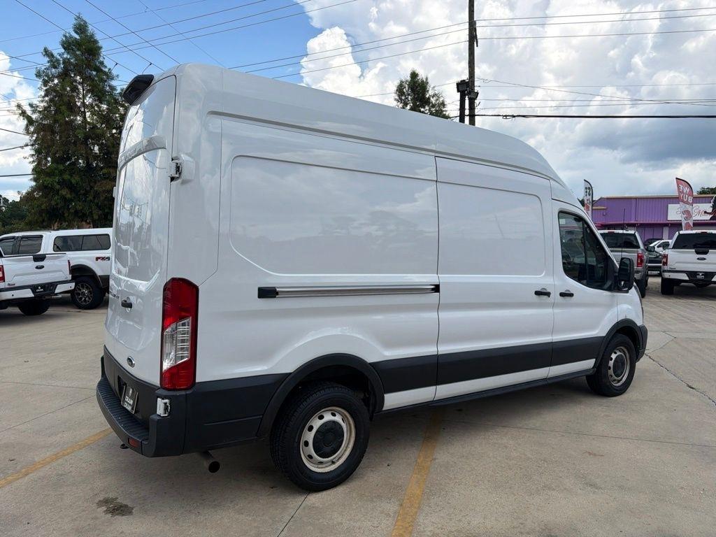 Ford Transit 250 Van Low Roof w/Sliding Pass. 130-in. WB 2021