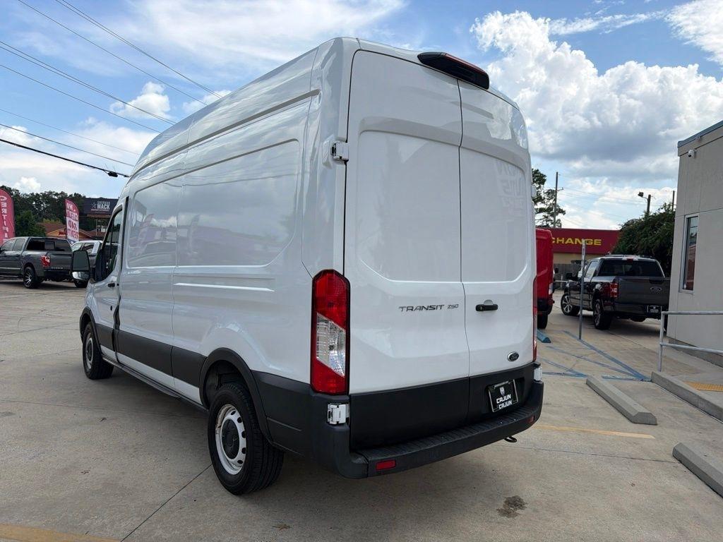 Ford Transit 250 Van Low Roof w/Sliding Pass. 130-in. WB 2021