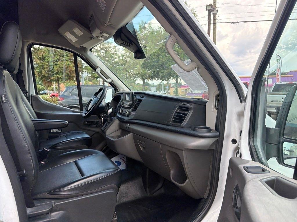 Ford Transit 250 Van Low Roof w/Sliding Pass. 130-in. WB 2021