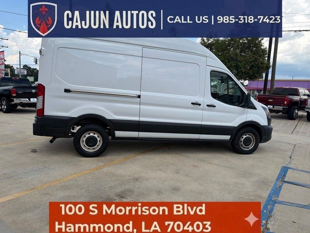 Ford Transit 250 Van Low Roof w/Sliding Pass. 130-in. WB 2021