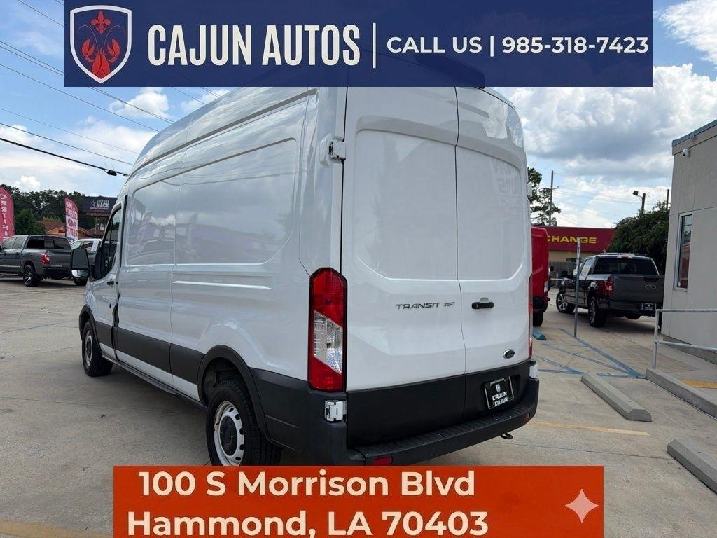 Ford Transit 250 Van Low Roof w/Sliding Pass. 130-in. WB 2021