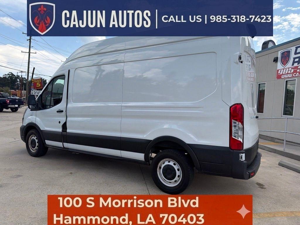 Ford Transit 250 Van Low Roof w/Sliding Pass. 130-in. WB 2021