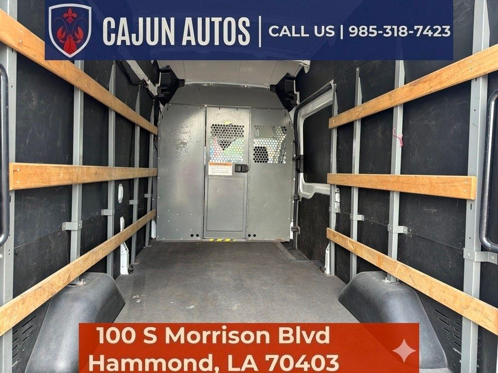 Ford Transit 250 Van Low Roof w/Sliding Pass. 130-in. WB 2021