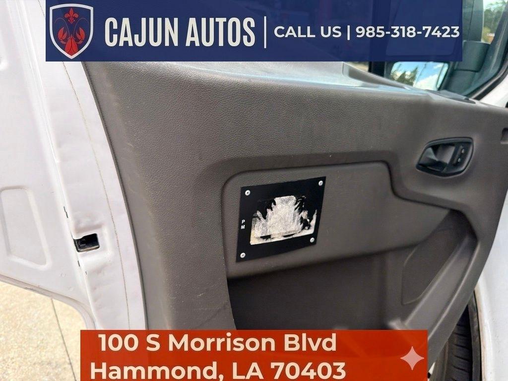 Ford Transit 250 Van Low Roof w/Sliding Pass. 130-in. WB 2021