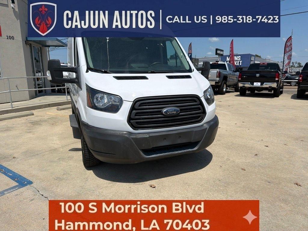 Ford Transit 250 Van Med. Roof w/Sliding Pass. 148-in. WB 2018