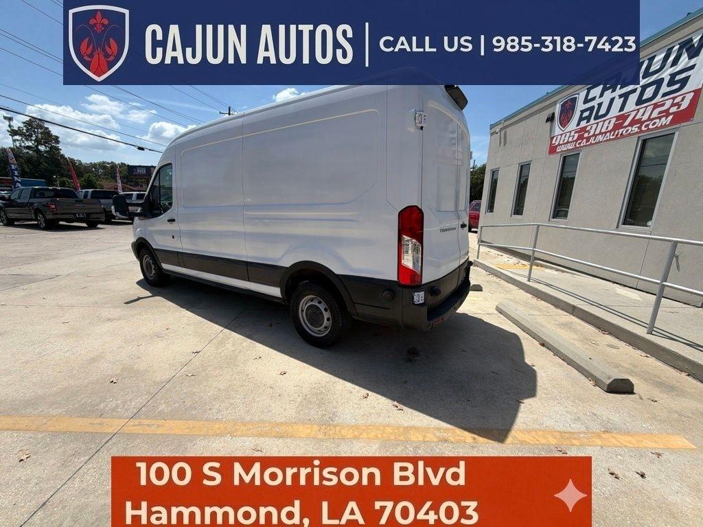 Ford Transit 250 Van Med. Roof w/Sliding Pass. 148-in. WB 2018