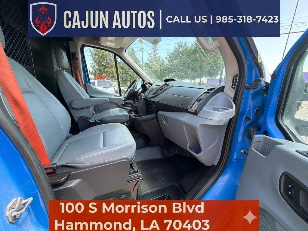 Ford Transit 250 Van Med. Roof w/Sliding Pass. 148-in. WB 2018