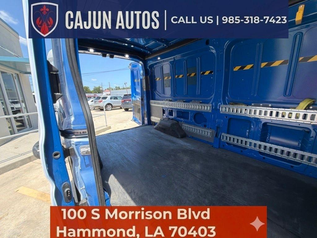 Ford Transit 250 Van Med. Roof w/Sliding Pass. 148-in. WB 2018