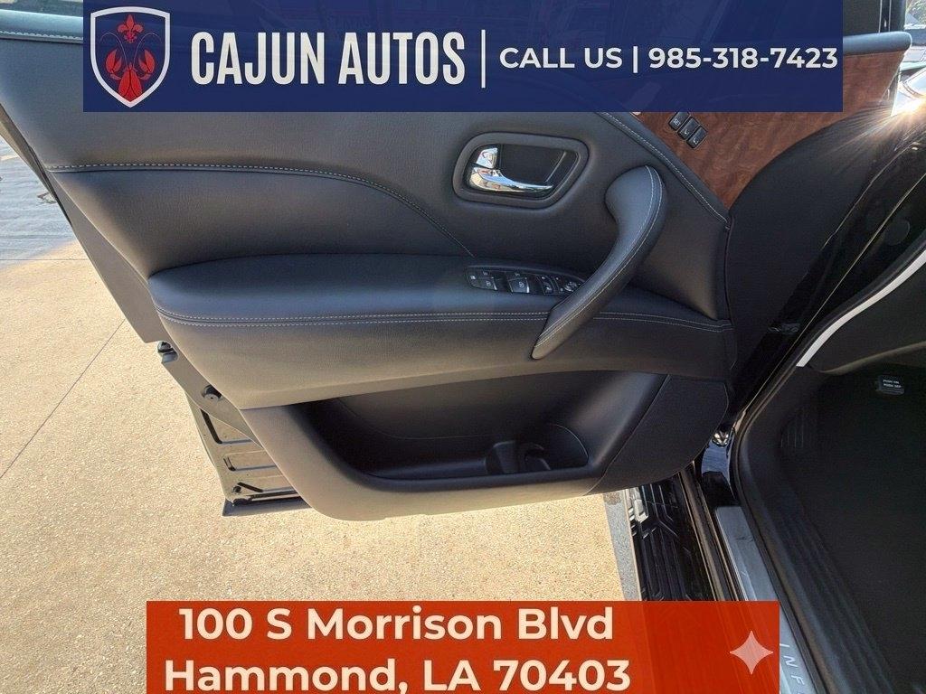 Infiniti QX80 LUXE 2019