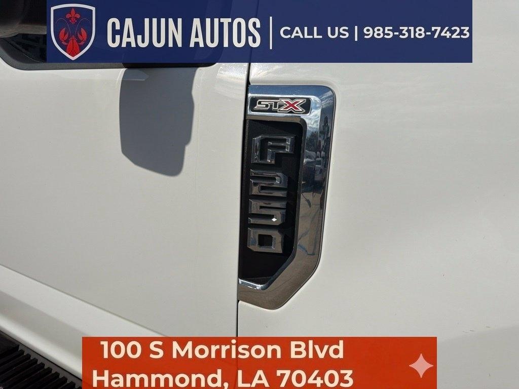 Ford F-250 SD XL SuperCab 4WD 2022
