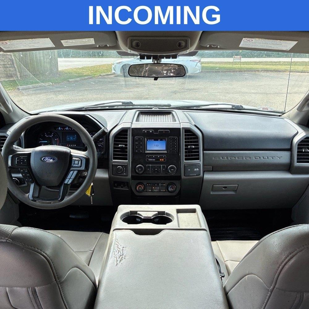 Ford F-350 SD XL Crew Cab Long Bed DRW 4WD 2020
