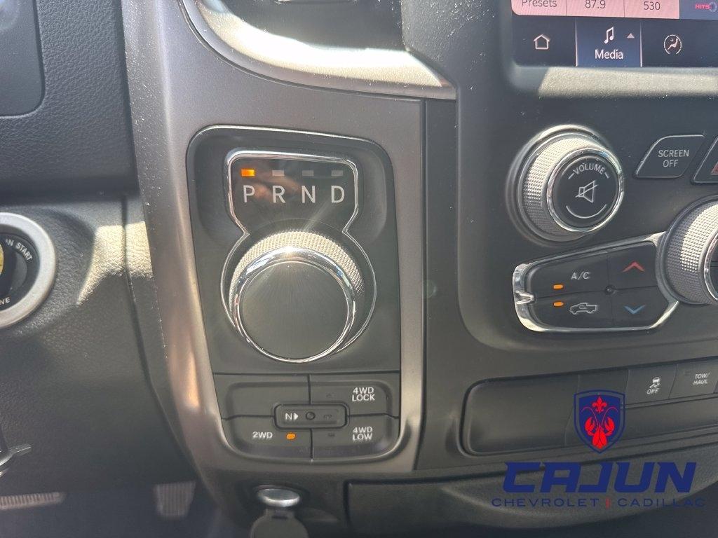 RAM 1500 Classic Tradesman Crew Cab SWB 4WD 2023