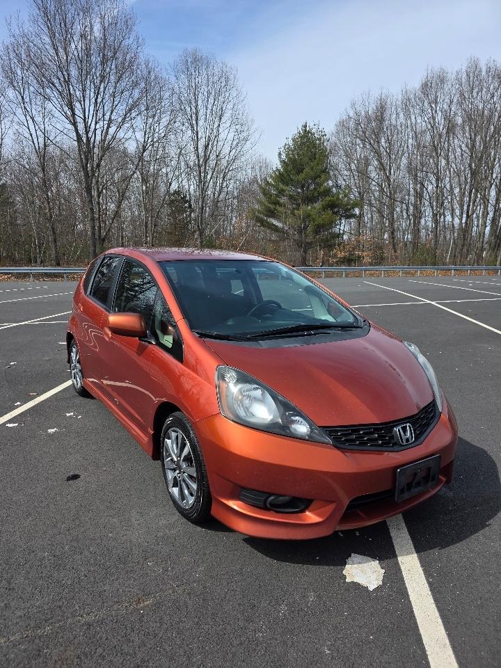 Honda Fit Sport 5-Speed MT 2012