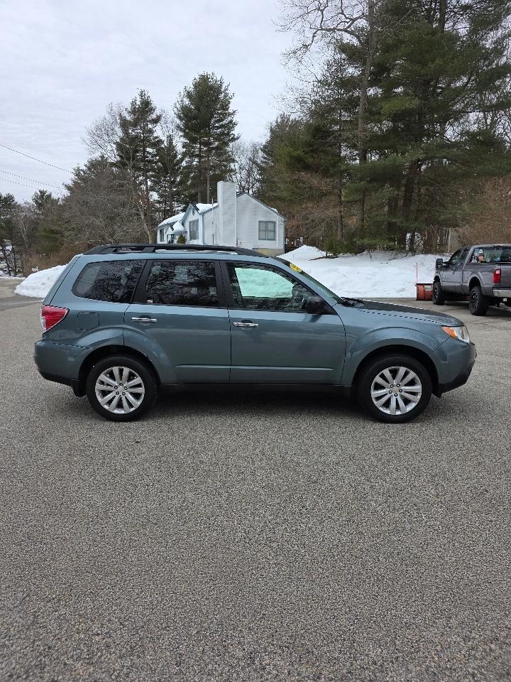 Subaru Forester 2.5X Premium 2012