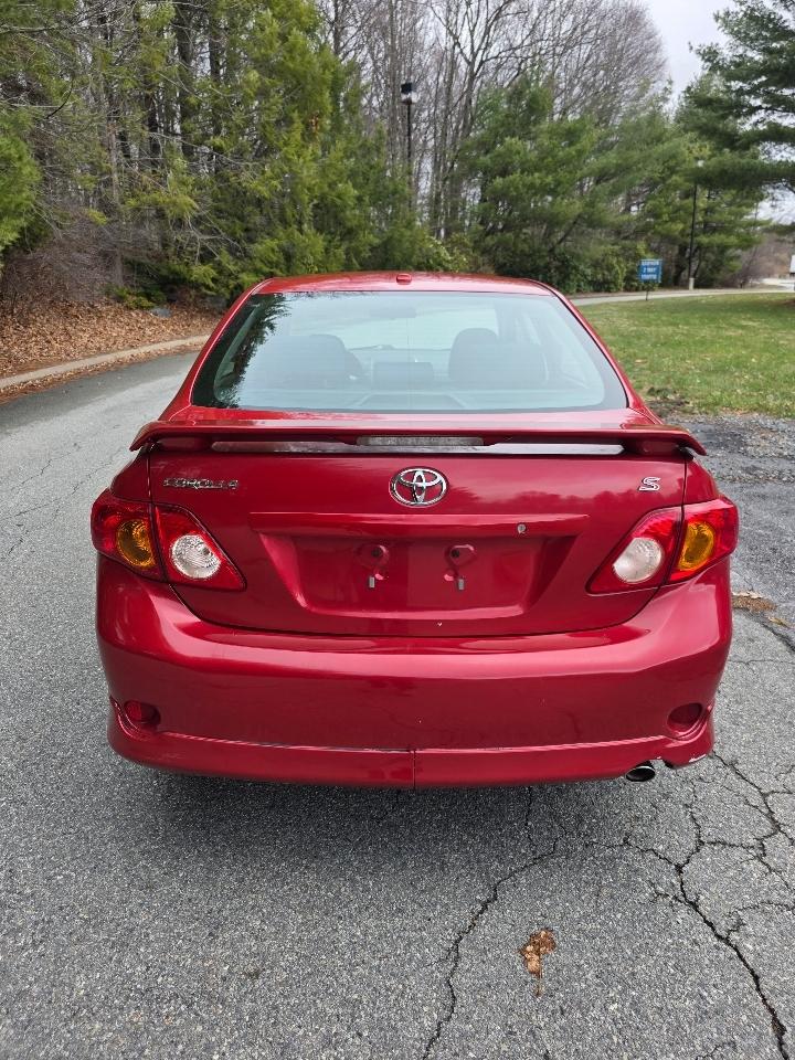 Toyota Corolla S 4-Speed AT 2010