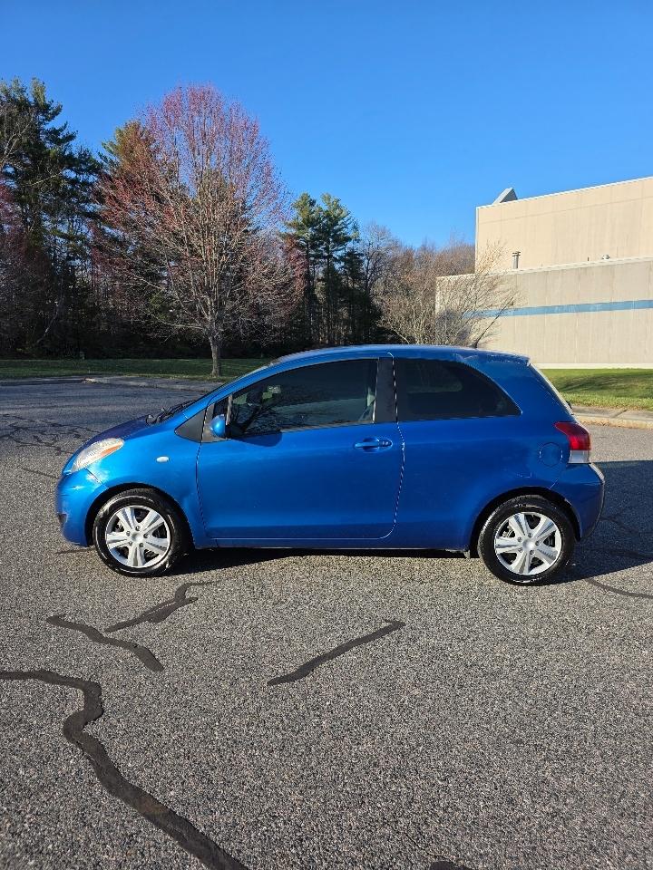 Toyota Yaris Liftback 3-Door AT 2009