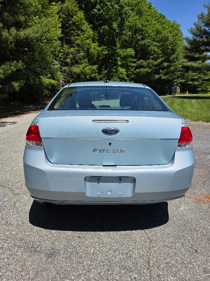 Ford Focus S Sedan 2008