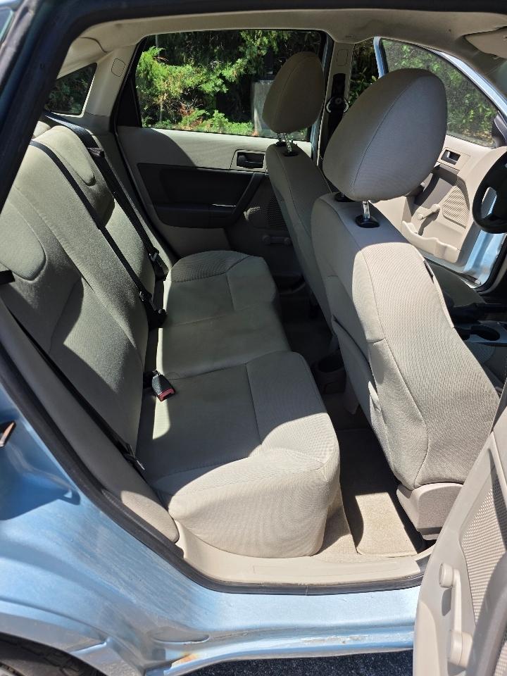 Ford Focus S Sedan 2008