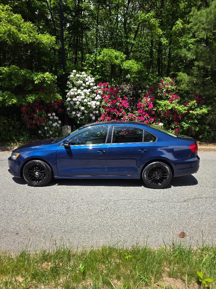 Volkswagen Jetta SE 2012
