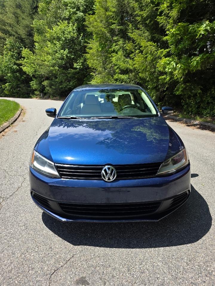 Volkswagen Jetta SE 2012