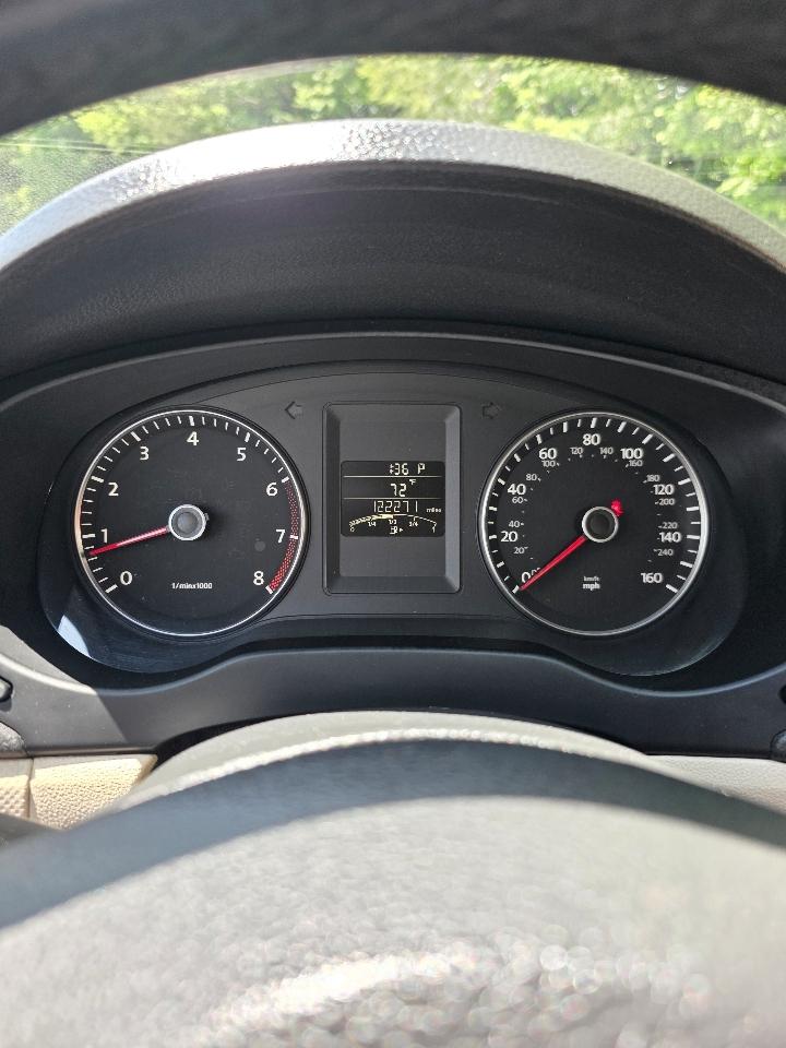 Volkswagen Jetta SE 2012