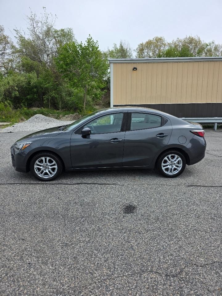 Toyota Yaris iA 6A 2018