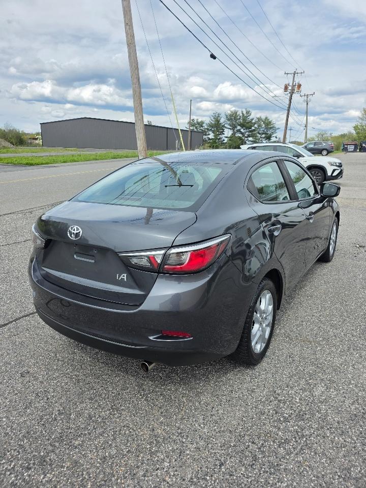 Toyota Yaris iA 6A 2018