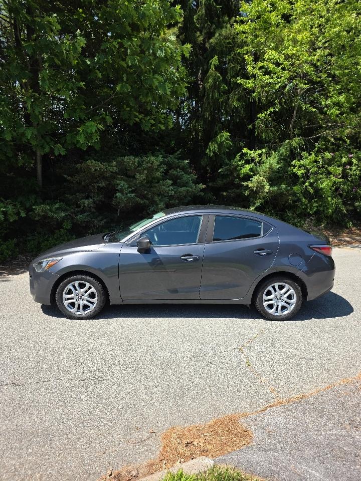 Toyota Yaris iA 6A 2018
