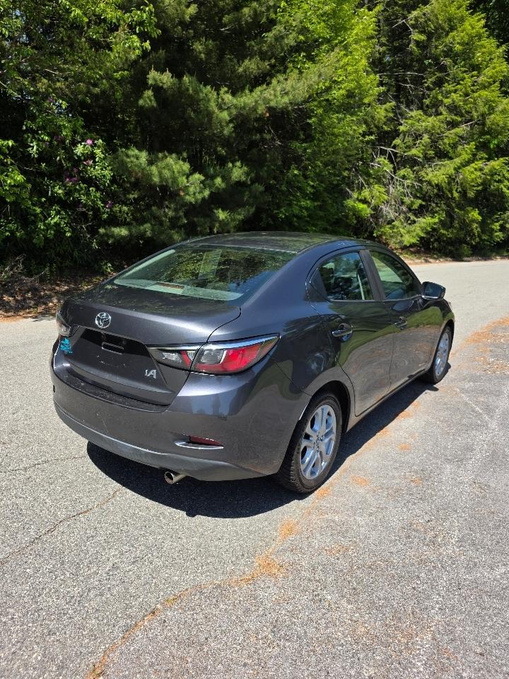 Toyota Yaris iA 6A 2018