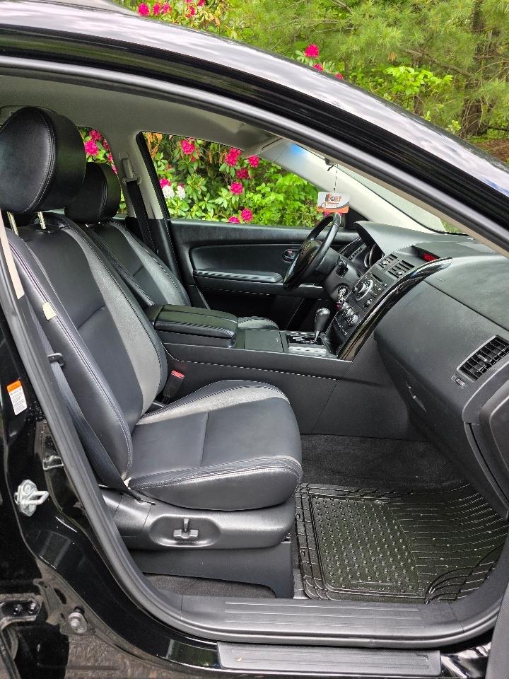 Mazda CX-9 Touring AWD 2012