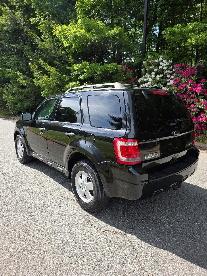Ford Escape XLT 4WD 2011