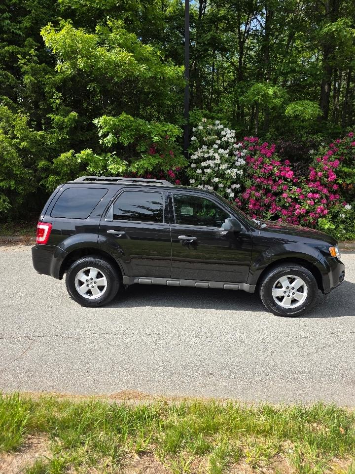 Ford Escape XLT 4WD 2011