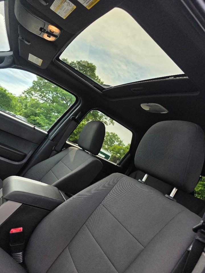 Ford Escape XLT 4WD 2011